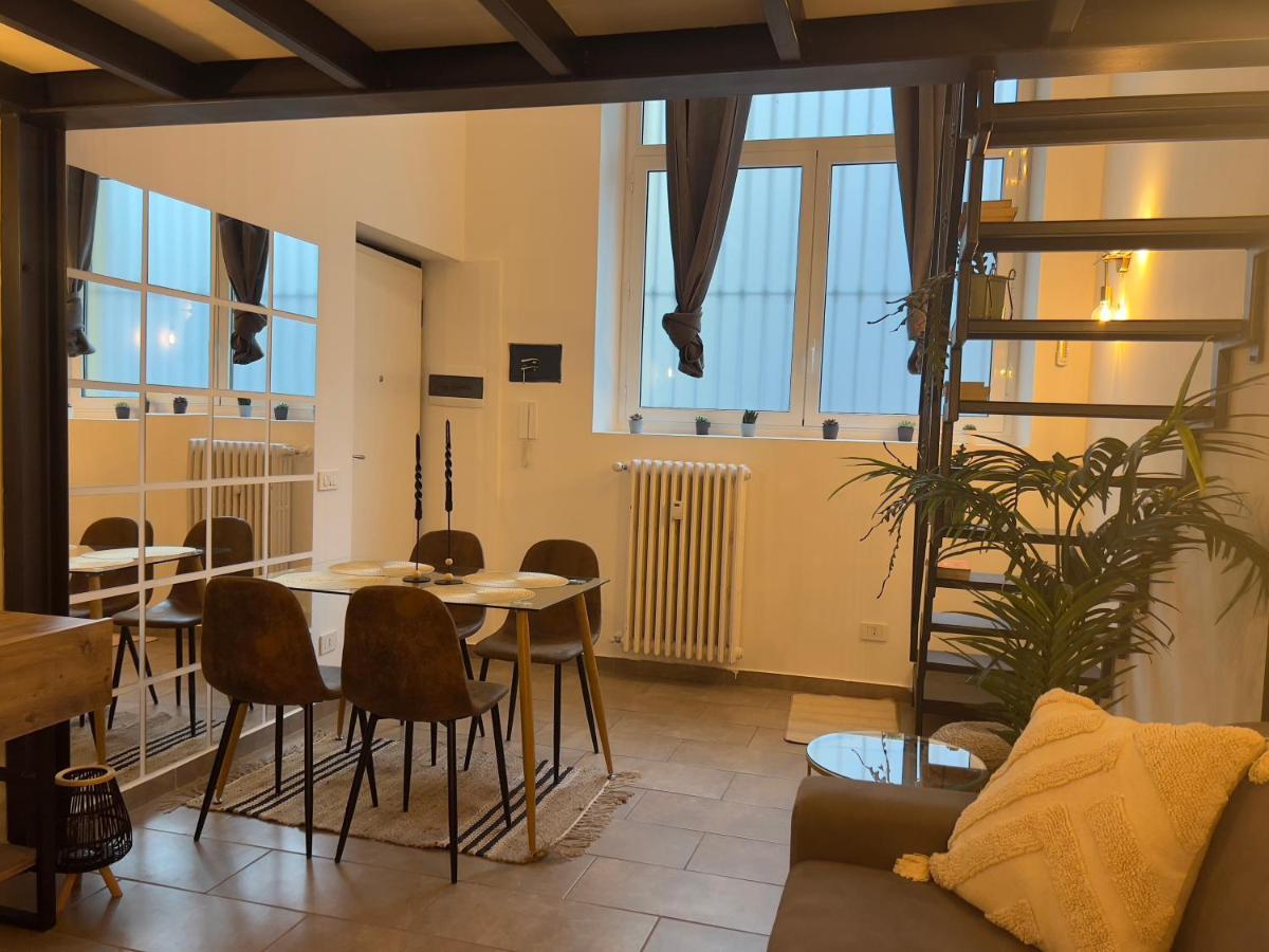 Regina Milano In Porta Romana 3 - Sky Tv, Wifi & Breakfast Box Apartman Kültér fotó
