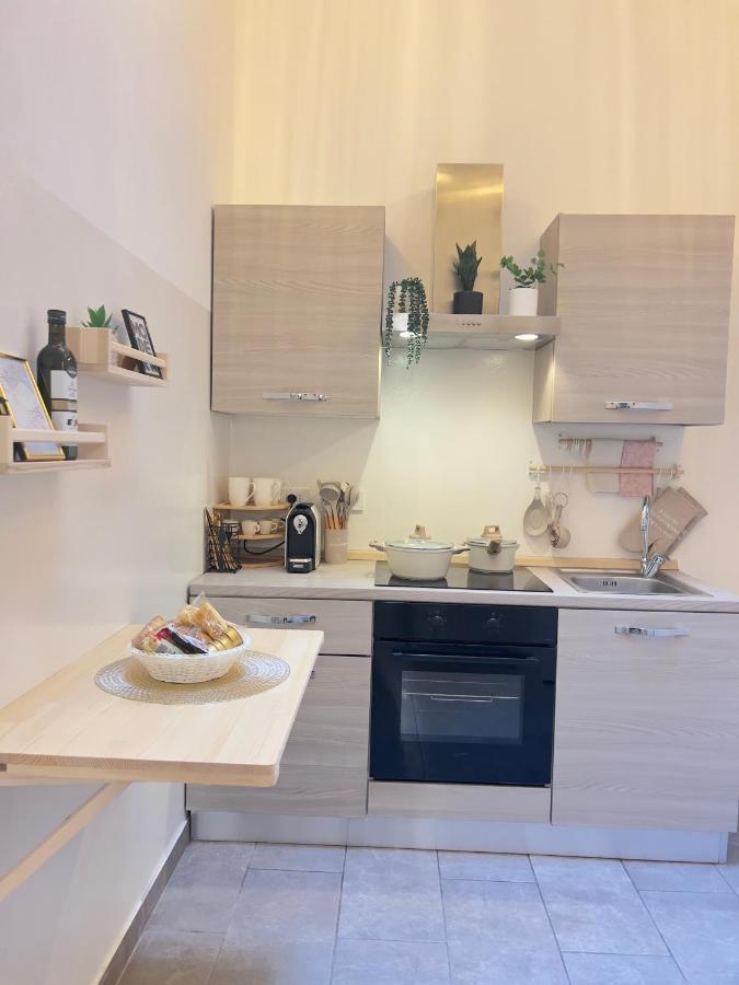 Regina Milano In Porta Romana 3 - Sky Tv, Wifi & Breakfast Box Apartman Kültér fotó
