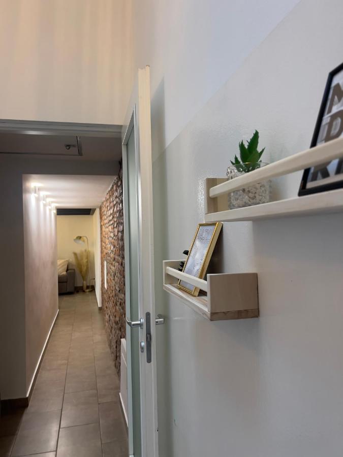 Regina Milano In Porta Romana 3 - Sky Tv, Wifi & Breakfast Box Apartman Kültér fotó