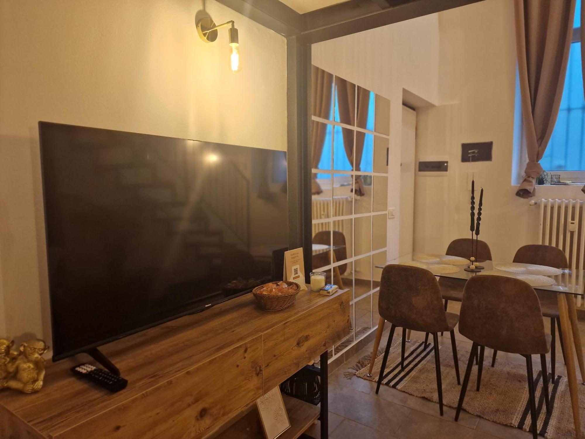 Regina Milano In Porta Romana 3 - Sky Tv, Wifi & Breakfast Box Apartman Kültér fotó